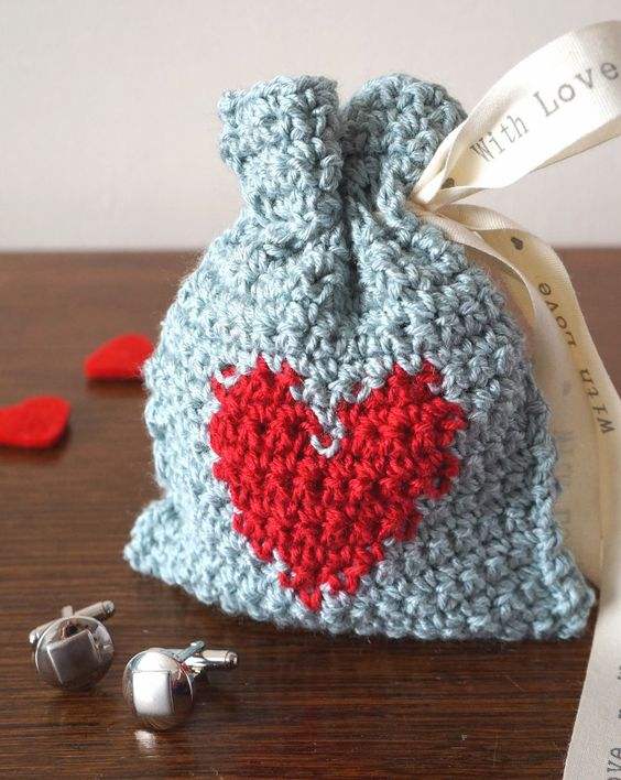 Easy Projects To Make For Valentine’s Day