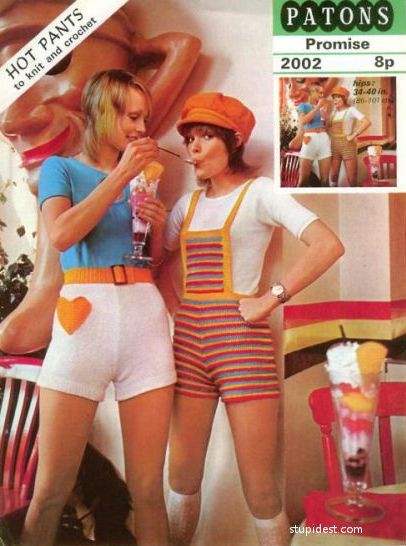 13 Hilarious Vintage Patterns for Women