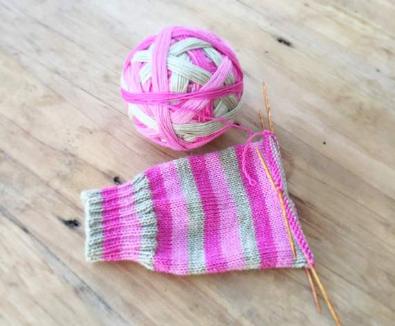 Stray Cat Socks giveaway