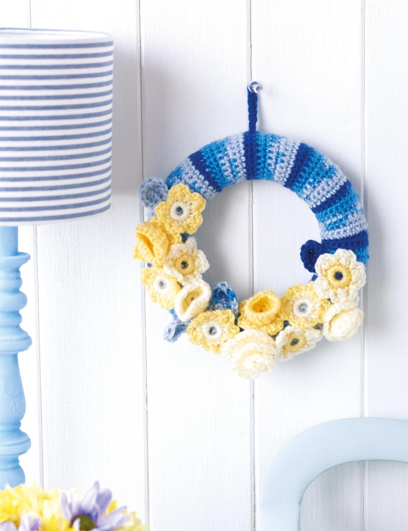 100s free crochet patterns : Page 1
