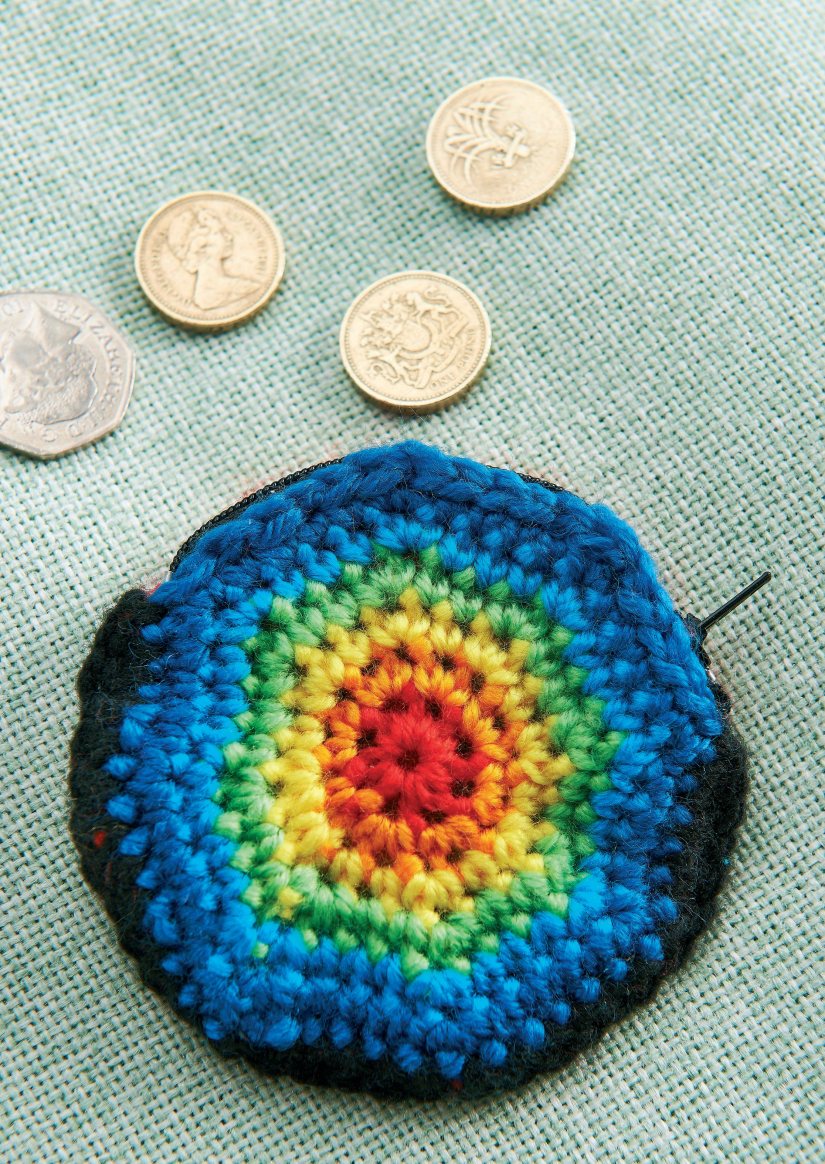 Spiral crochet coin purse Crochet Pattern