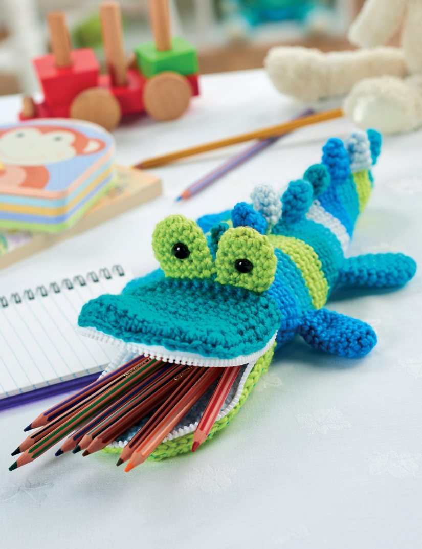 Crochet crocodile pencil case