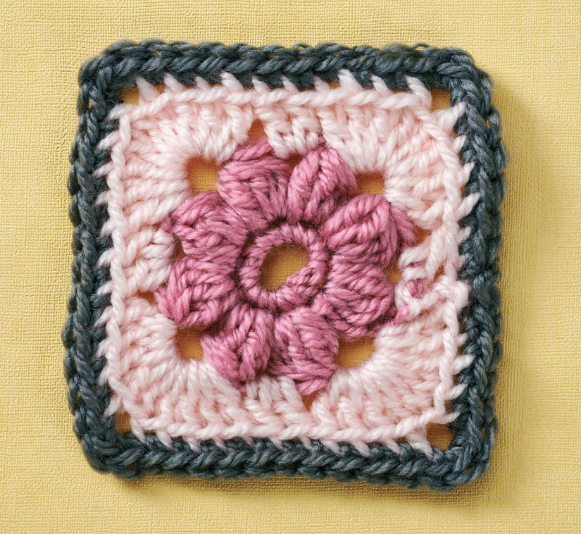 100s free crochet patterns : Page 1
