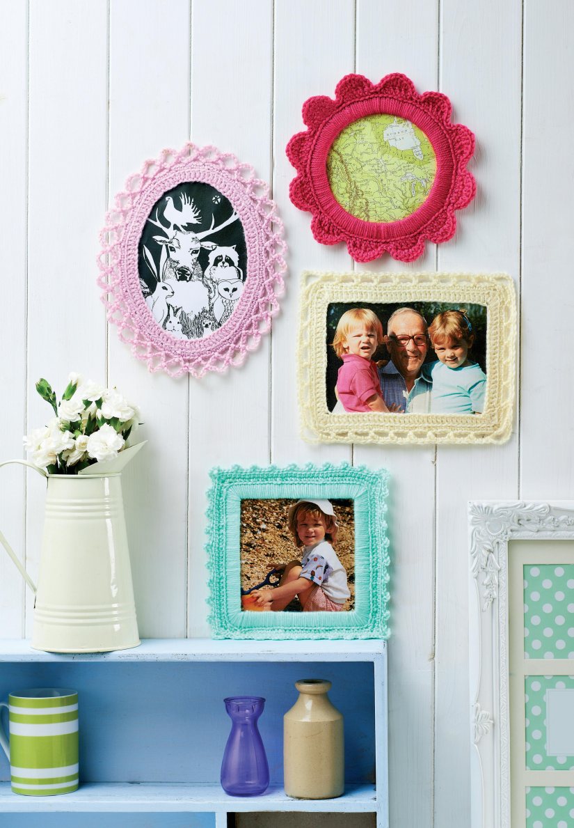 Fancy crochet picture frames