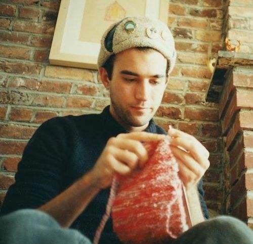 30 Celebs Who You Never Knew Knitted