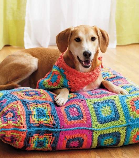 9 Dreamy Crochet Beds For Your Pet