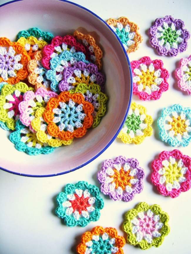 Top 10 FREE Pretty Flower Patterns