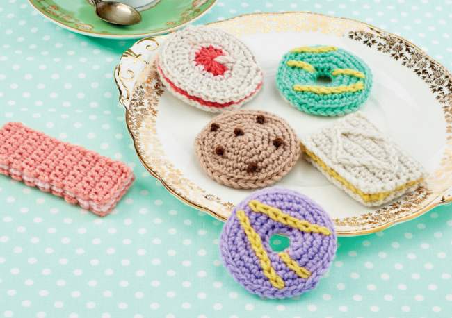 10 Scrumptious Crochet Makes For Afternoon Tea Week