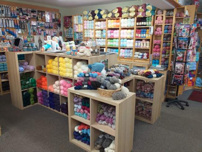 Five Must-Visit Yarn Shops for Crochet Enthusiasts!