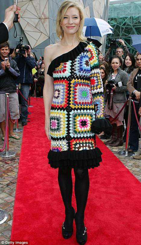 10 Celebs Who Got Knitwear Wrong