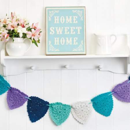 9 Amazing Crocheted Party Decorations