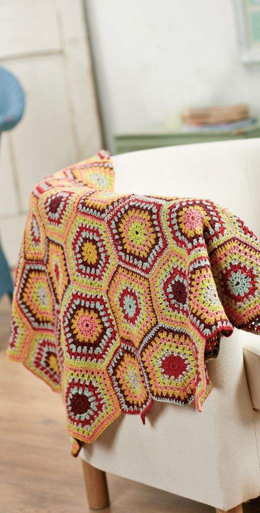 You’ll Want Every One Of These FREE Baby Blanket Patterns!