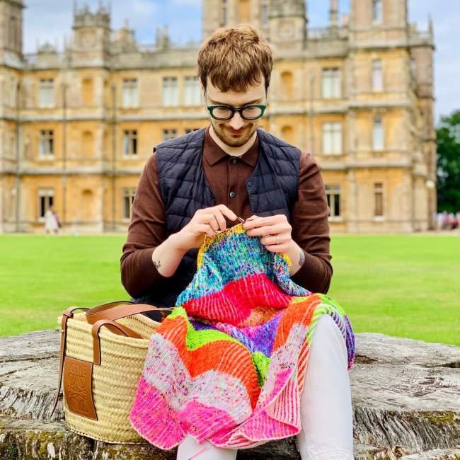 Men Who Knit: Tom Daley, Kaffe Fassett and more!