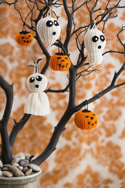 20 Fangtastic Free Halloween Patterns