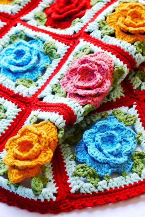 Top 10 FREE Pretty Flower Patterns