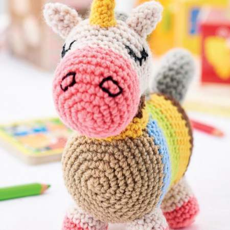 9 FREE Unicorn Crochet Patterns