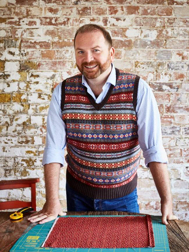 Men Who Knit: Tom Daley, Kaffe Fassett and more!