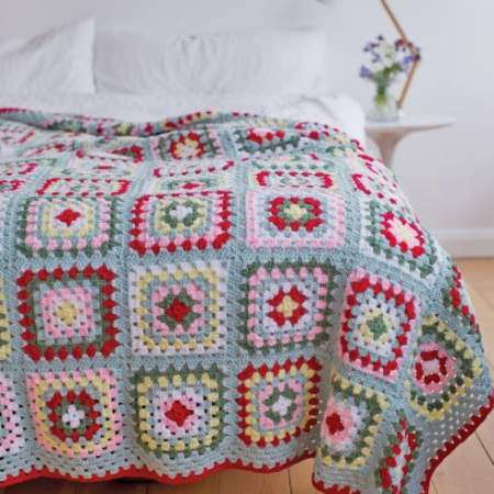 11 FREE Granny Square projects to celebrate Granny Square Day