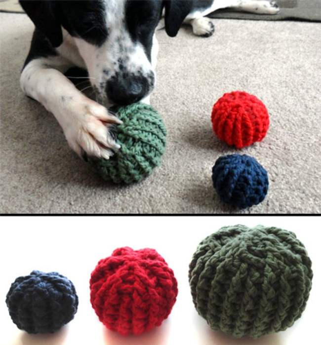 15 Crochet Makes to Celebrate National Pet Month