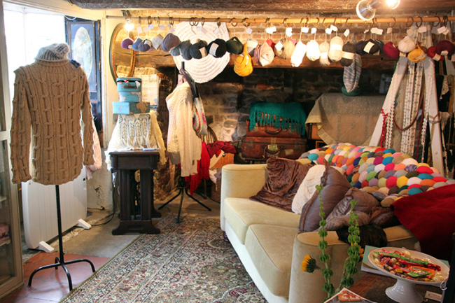 Five Must-Visit Yarn Shops for Crochet Enthusiasts!