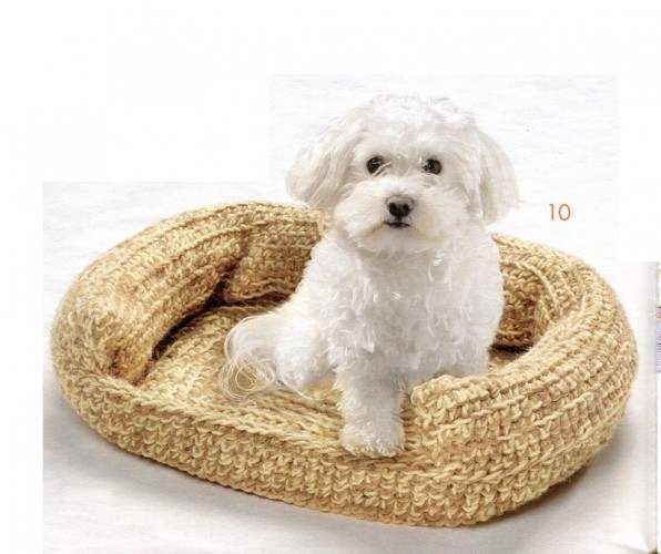 9 Dreamy Crochet Beds For Your Pet