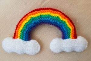 9 FREE Rainbow Trail Projects To Knit or Crochet