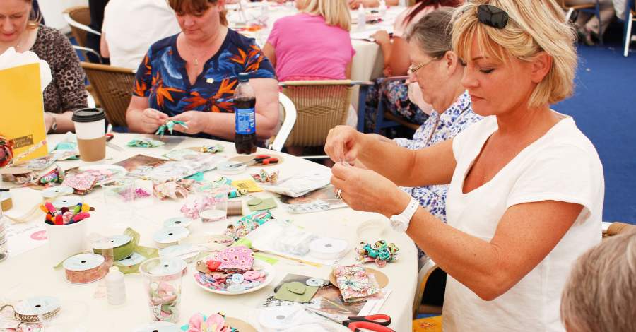 TICKETS TO CRAFTING LIVE, DONCASTER