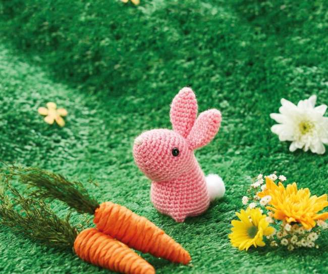 15 Crochet Makes to Celebrate National Pet Month