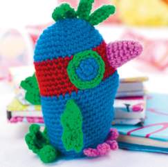 Double crochet stitch parrot toy