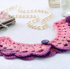 Crochet lace collar
