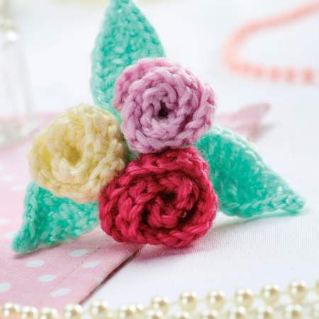 Rose crochet flower brooch