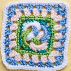 Celtic knot granny square