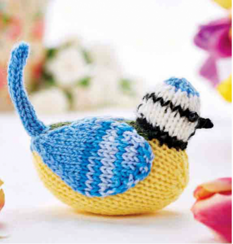 http://www.letsknit.co.uk/free-knitting-patterns/albie-the-blue-tit