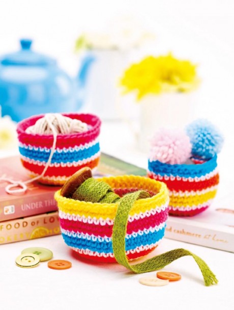 9 FREE Patterns To Crochet With Your Kids This Summer! 9 FREE Patterns To Crochet With Your Kids This Summer!